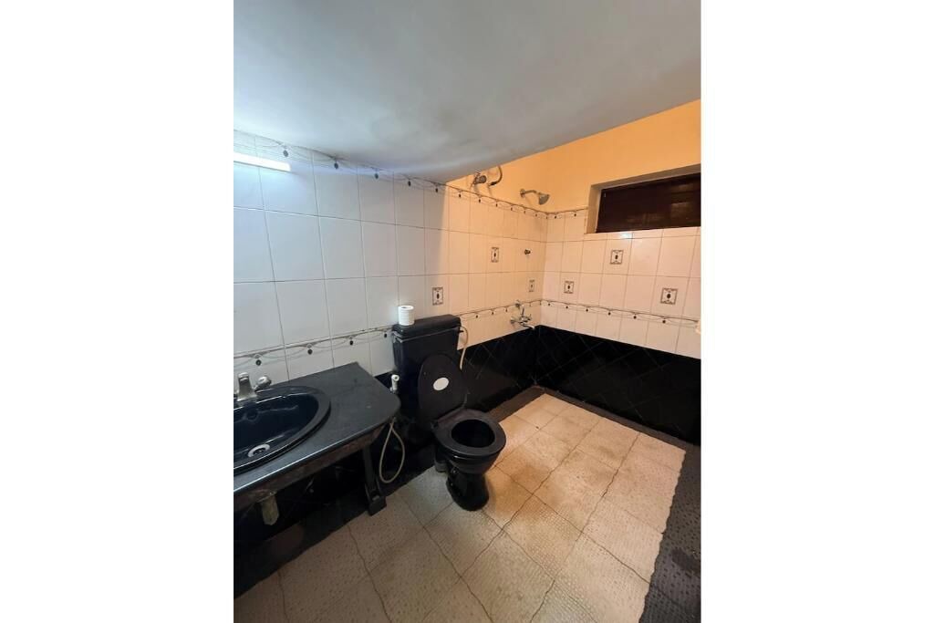 Photo of Bathroom in Stage 1