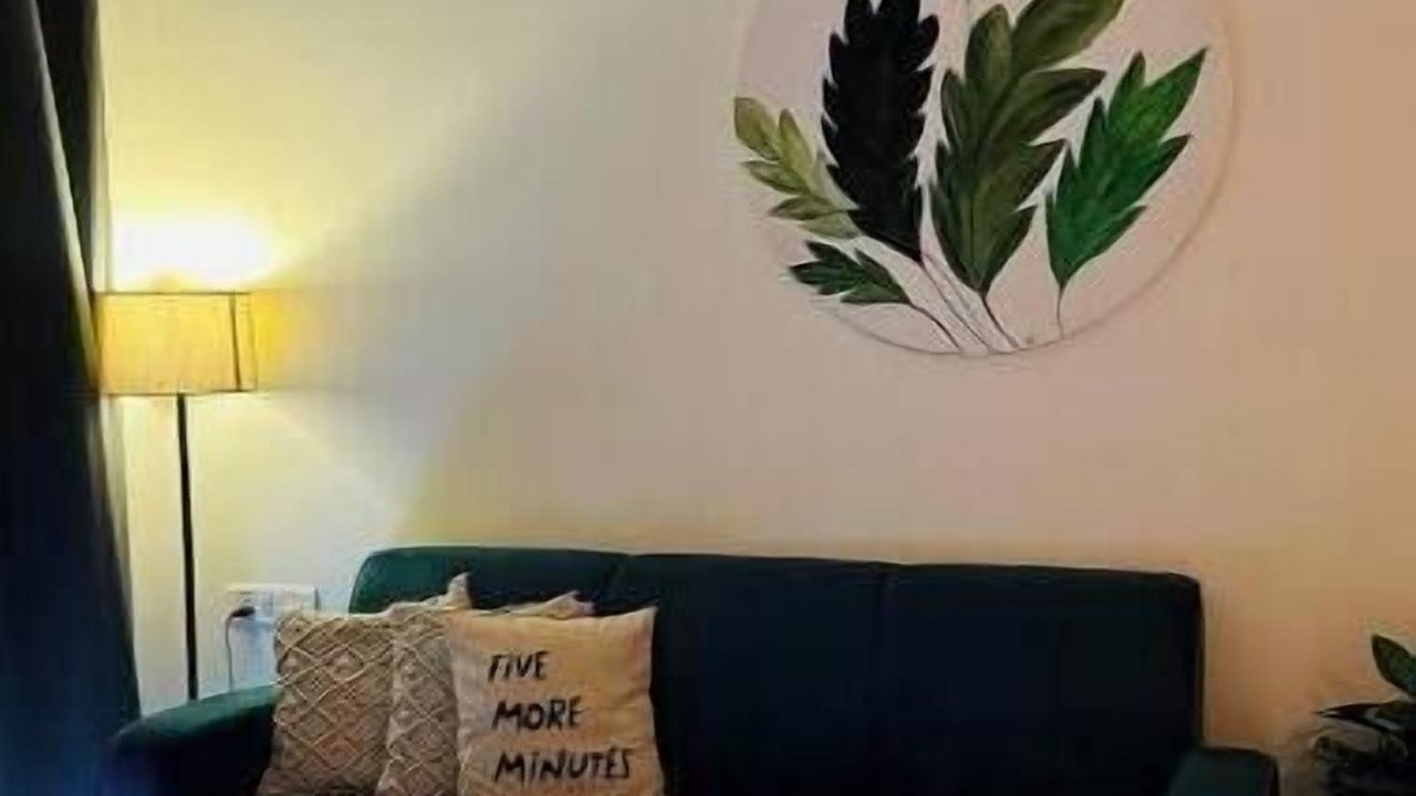 Photo of Livingroom in Thane West