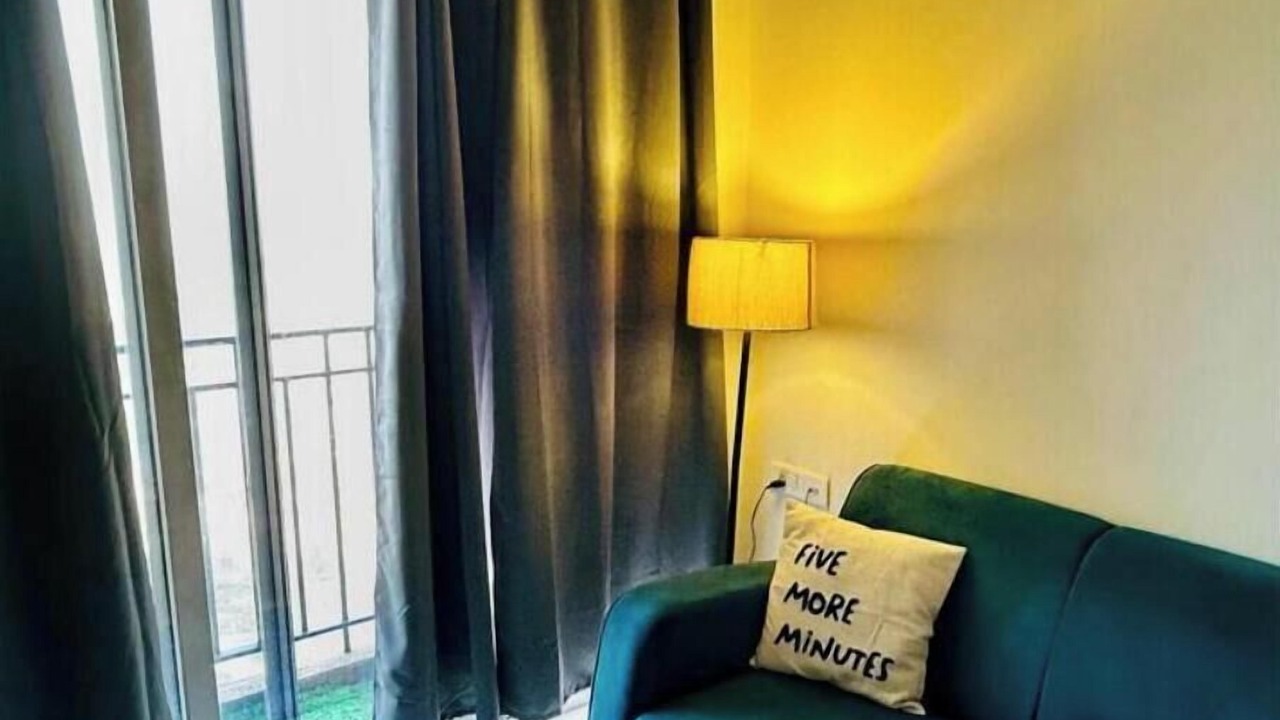 Photo of Livingroom in Thane West