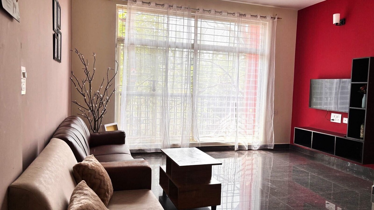 Photo of Livingroom in HBR Layout