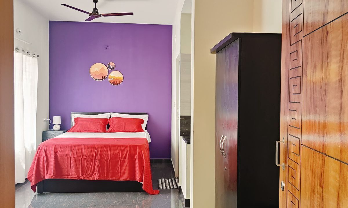 Photo of Bedroom in HBR Layout