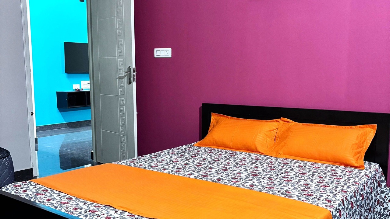Photo of Bedroom in HBR Layout