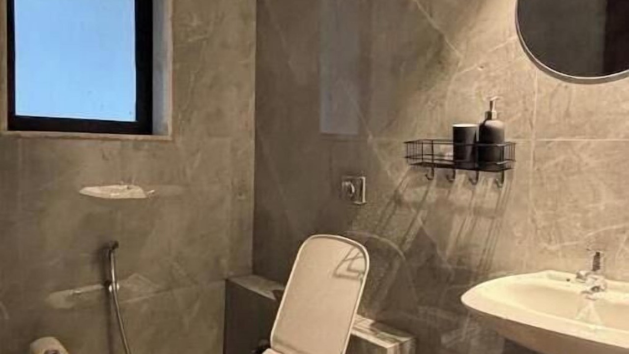 Photo of Bathroom in Khar