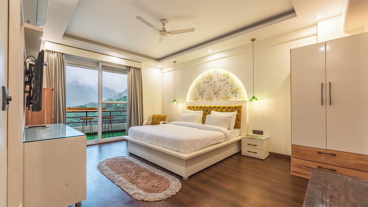 Photo of Bedroom in Tapovan