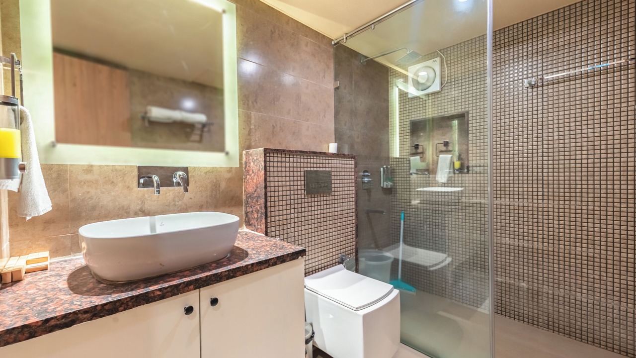 Photo of Bathroom in Tapovan