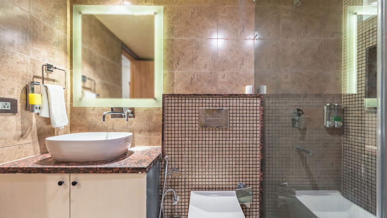 Photo of Bathroom in Tapovan