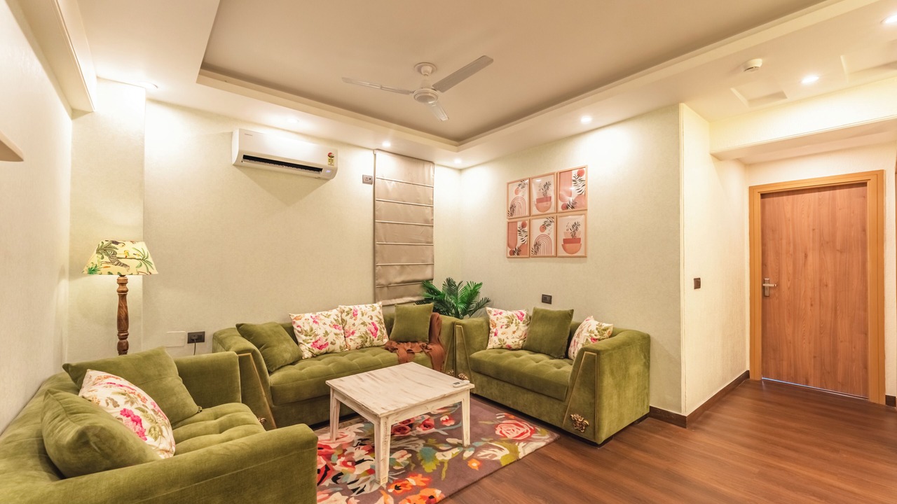 Photo of Livingroom in Tapovan