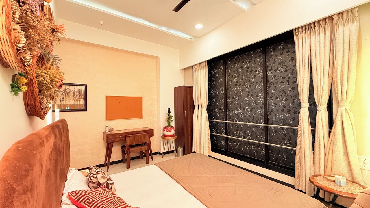 Photo of Bedroom in Aarey Colony
