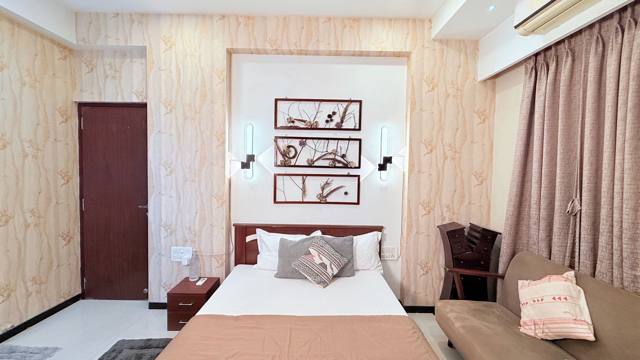 Photo of Bedroom in Aarey Colony