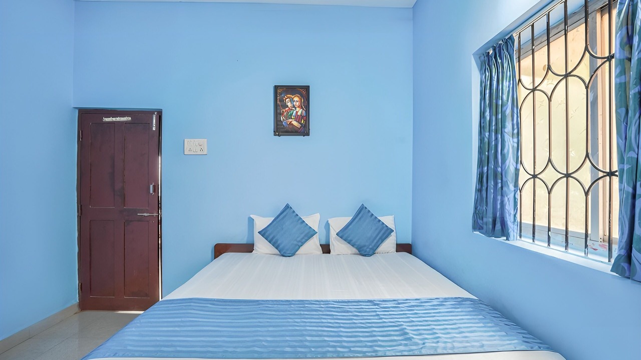 Photo of Bedroom in Calangute