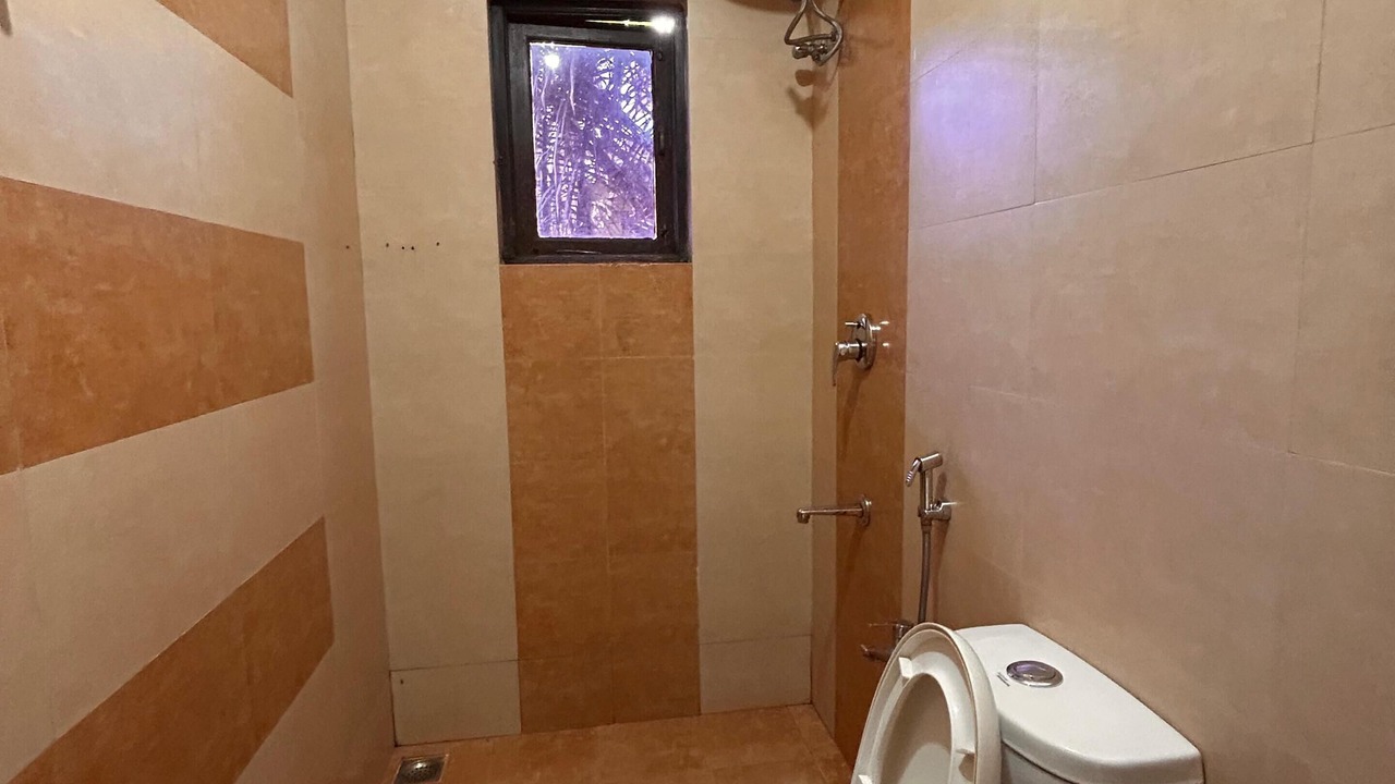 Photo of Bathroom in Arpora