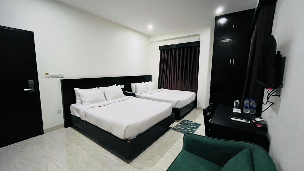 Photo of Bedroom in Latachapli