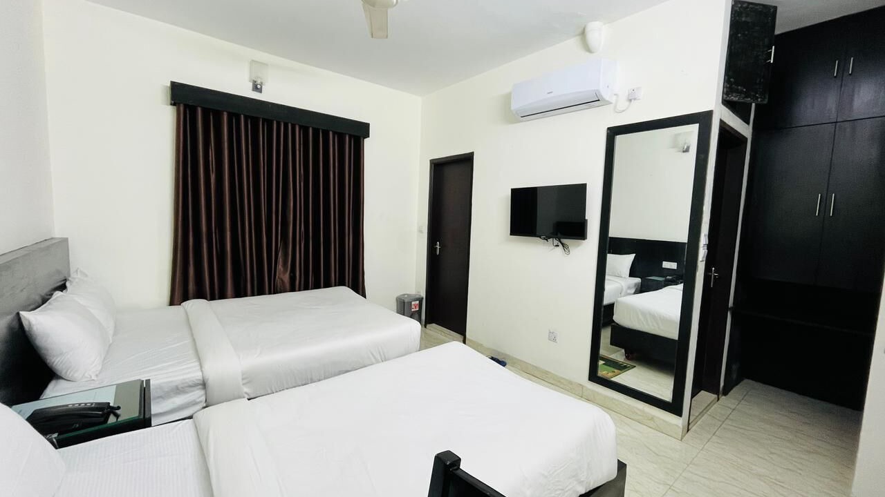 Photo of Bedroom in Latachapli