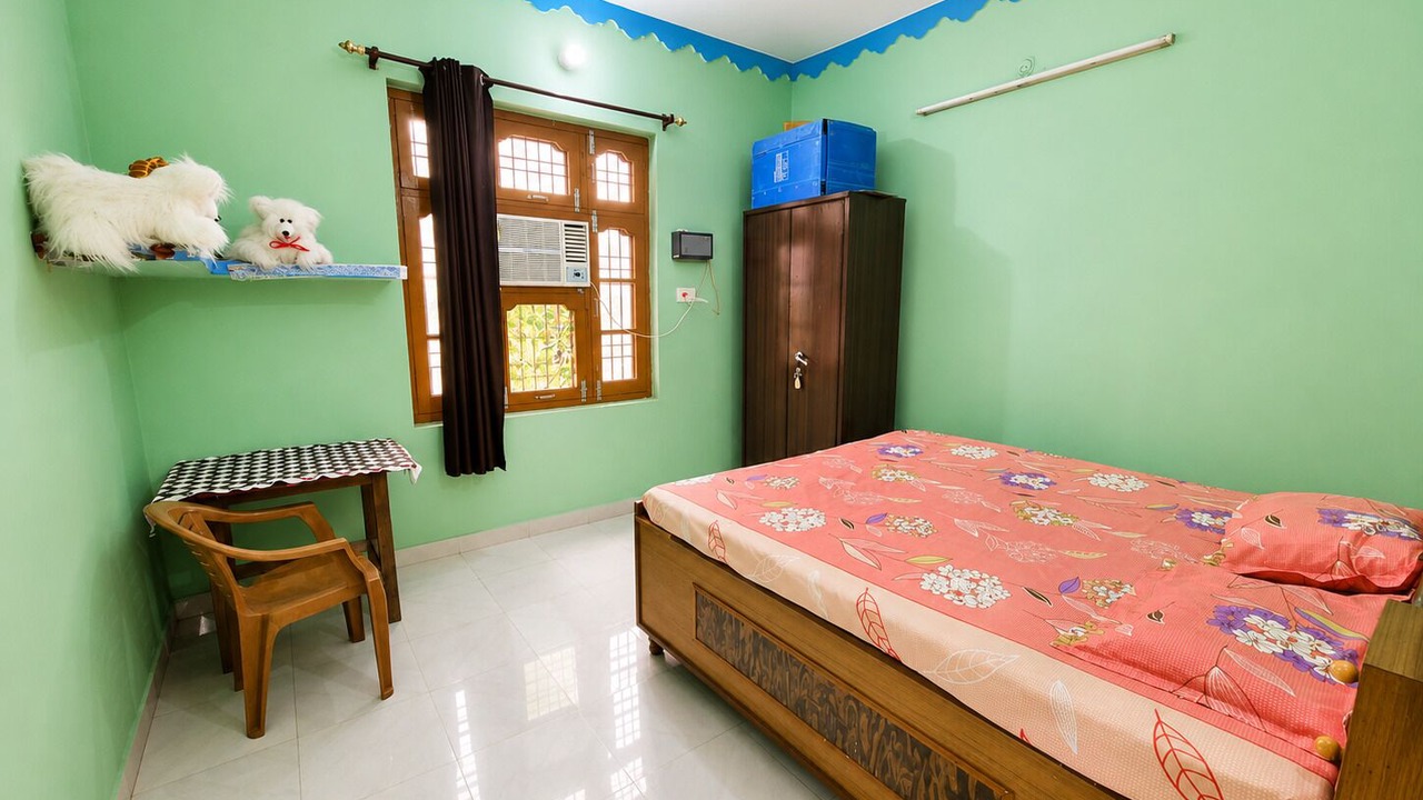 Photo of Bedroom in Dera Gopipur