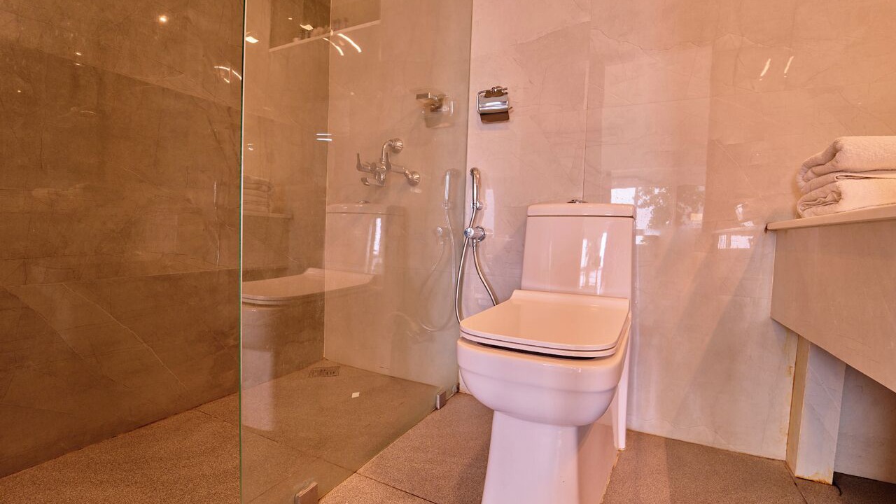 Photo of Bathroom in Sea View Ward