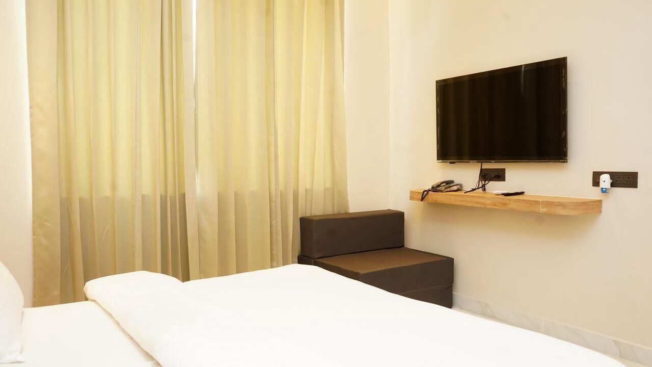 Photo of Bedroom in Tapovan