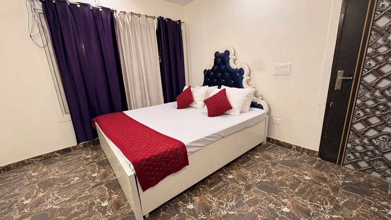 Photo of Bedroom in Greater Noida
