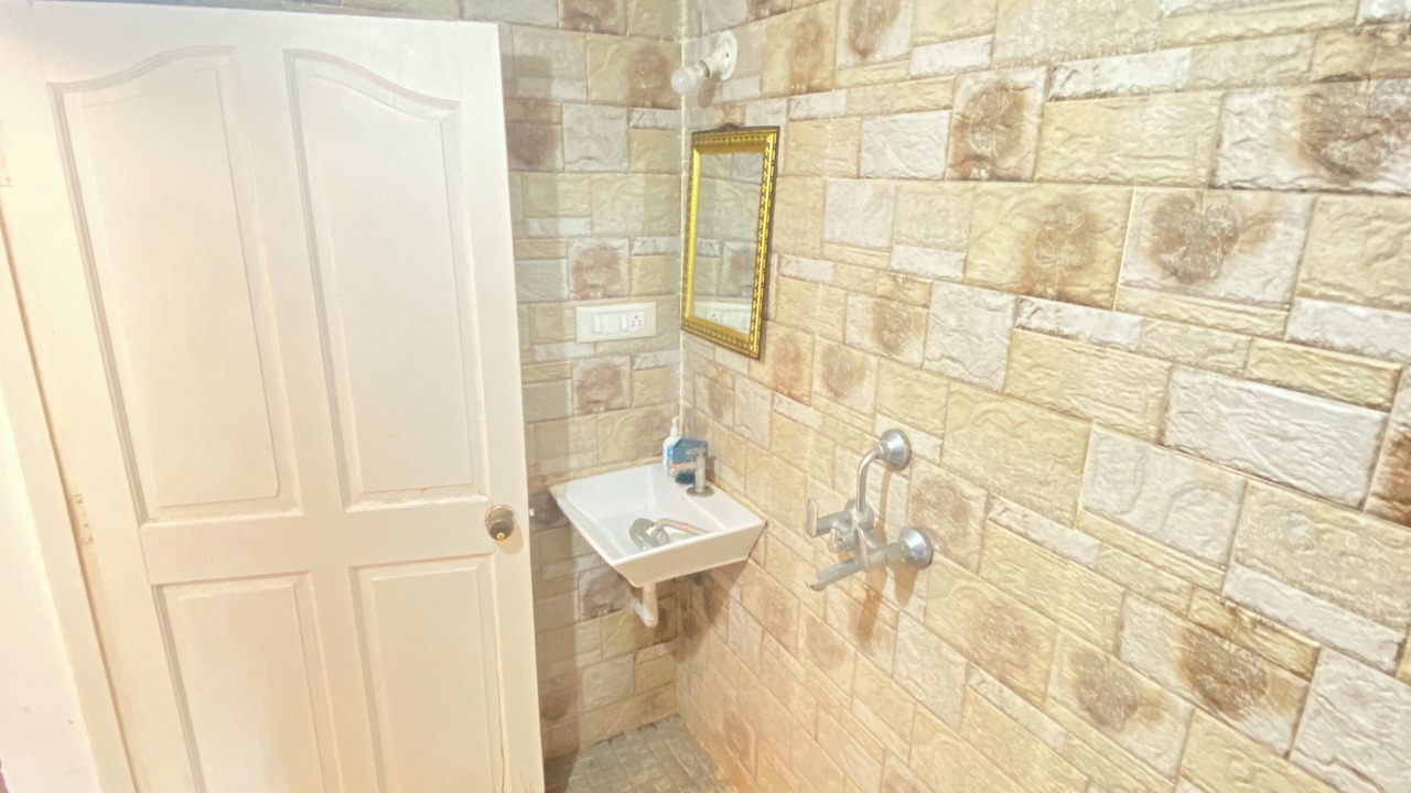 Photo of Bathroom in Morjim