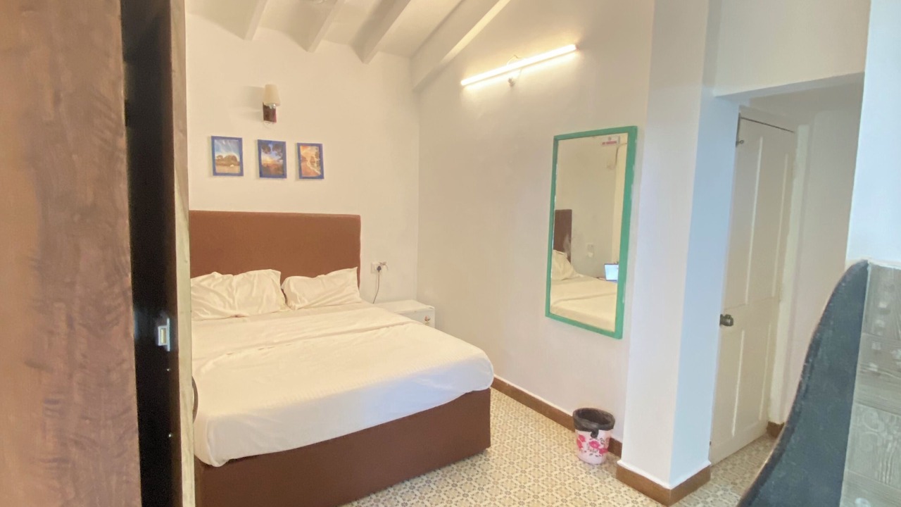 Photo of Bedroom in Morjim