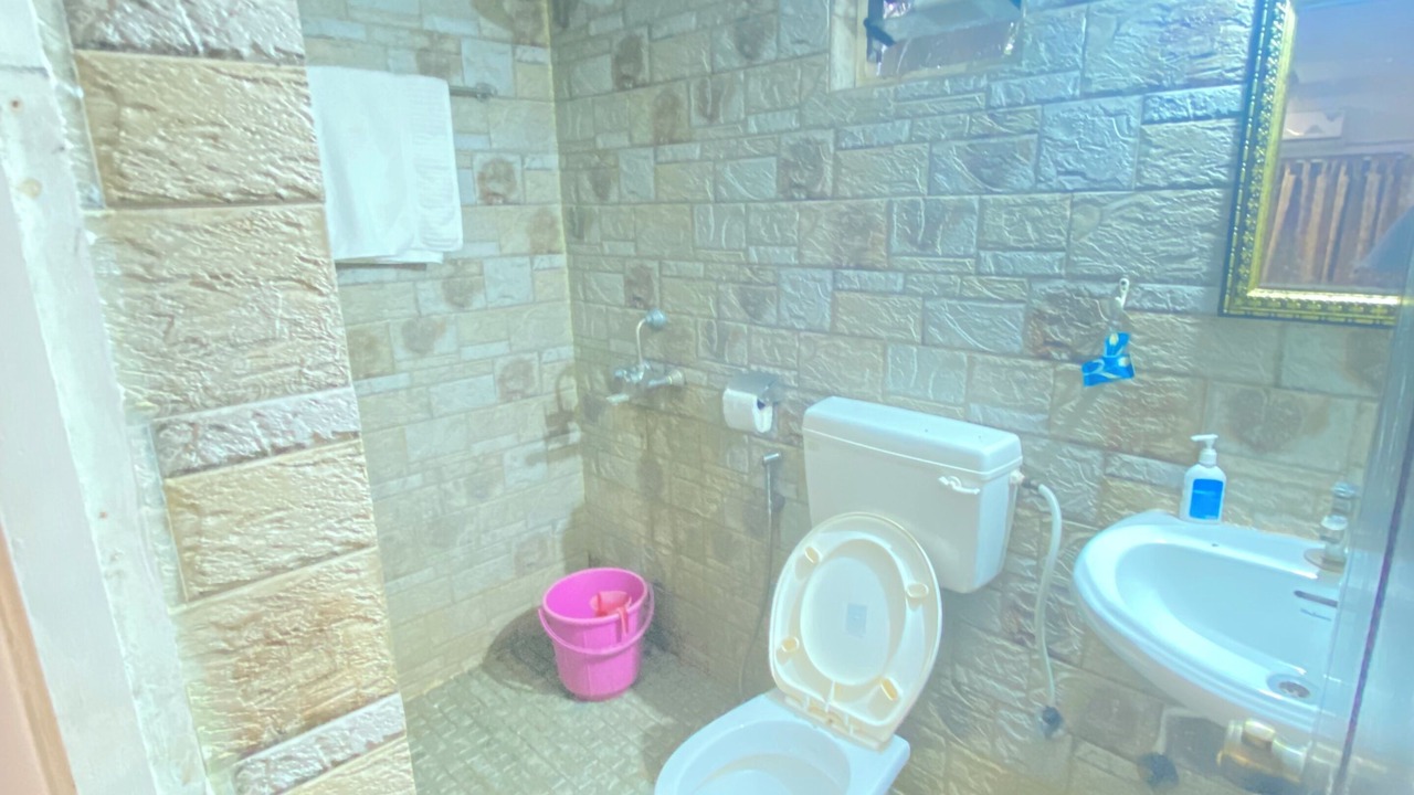 Photo of Bathroom in Morjim