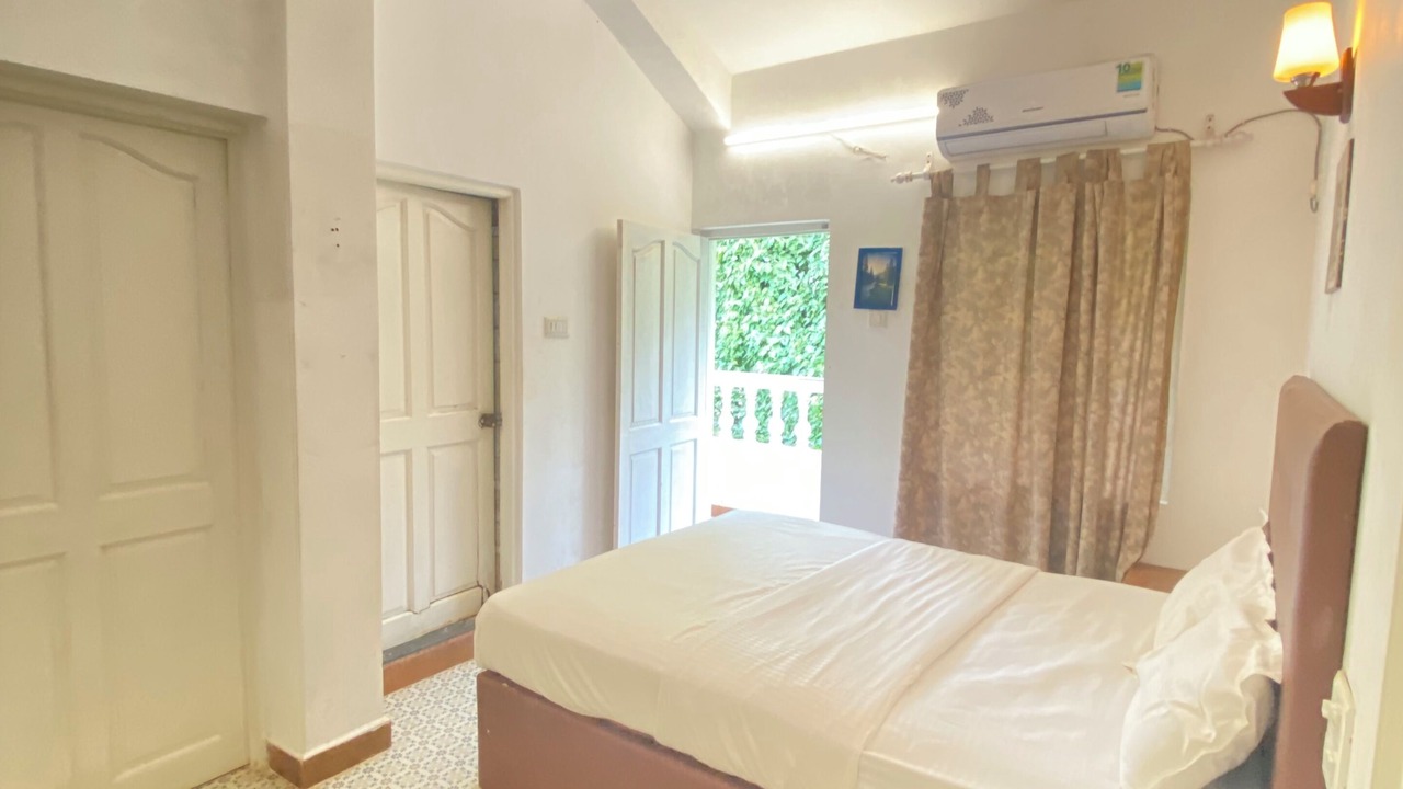 Photo of Bedroom in Morjim