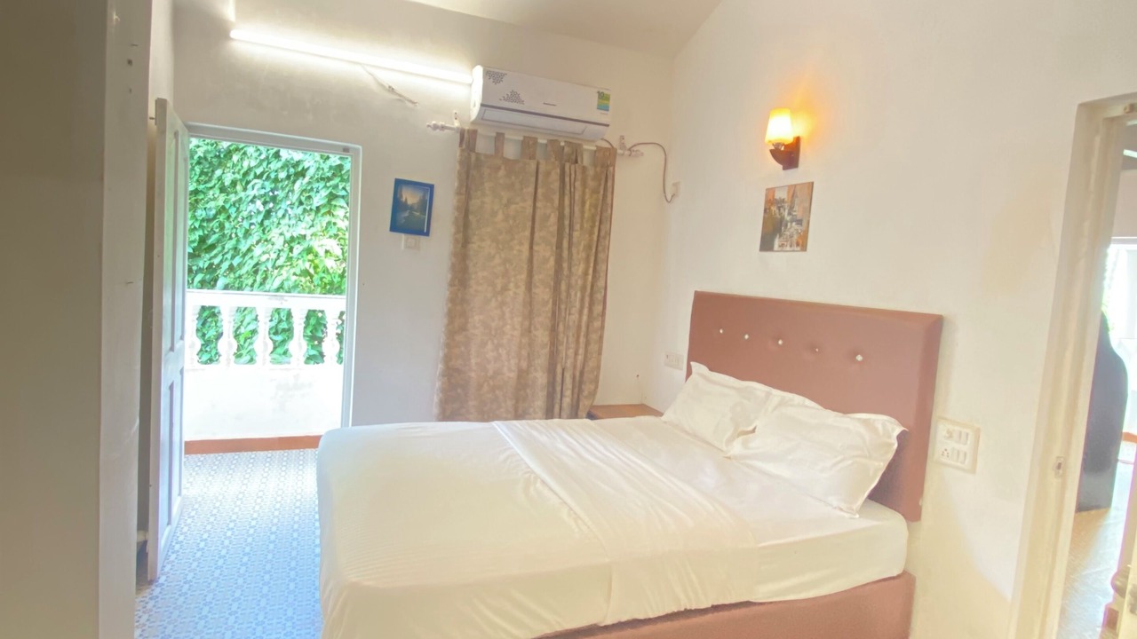 Photo of Bedroom in Morjim