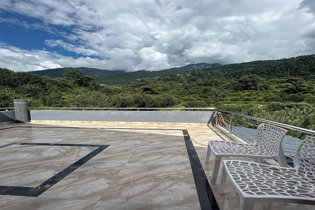 Photo of Patio Balcony in Naggar
