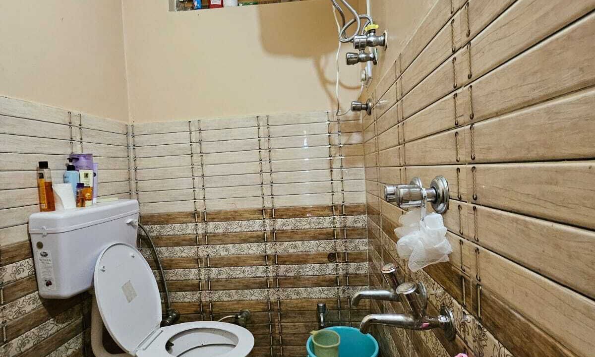 Photo of Bathroom in Naggar