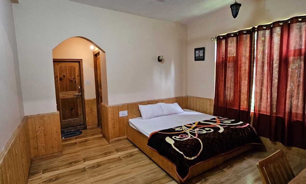 Photo of Bedroom in Naggar