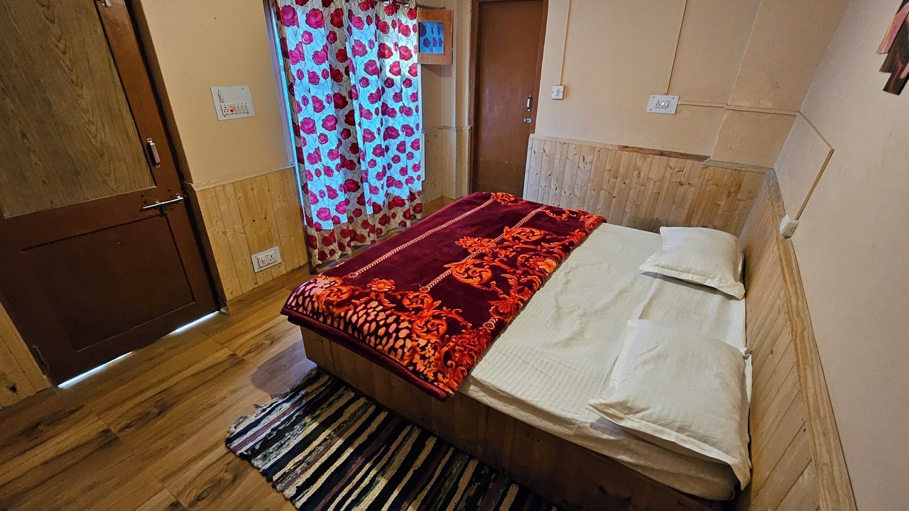 Photo of Bedroom in Naggar