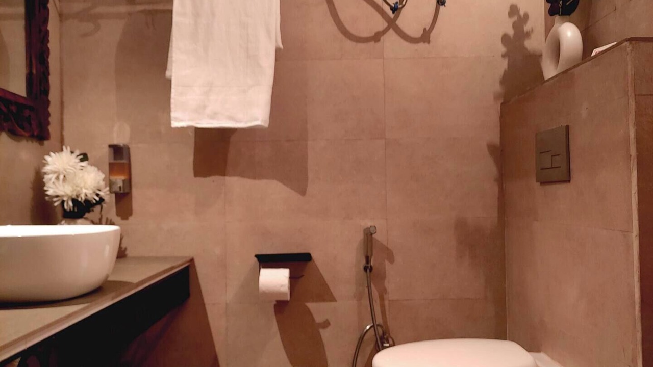 Photo of Bathroom in Kaul