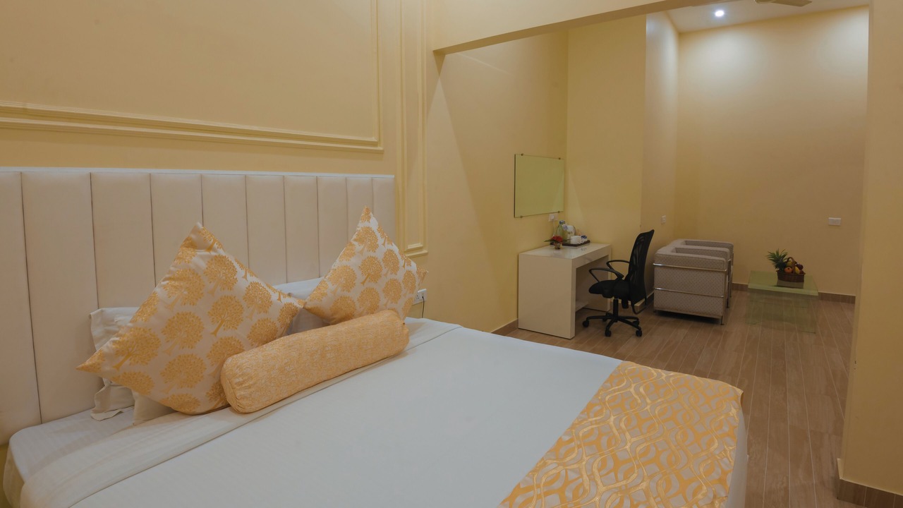 Photo of Bedroom in Barddhaman