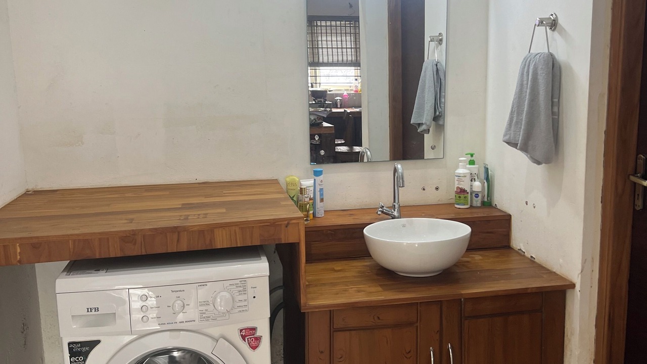 Photo of Bathroom in Chirayinkil
