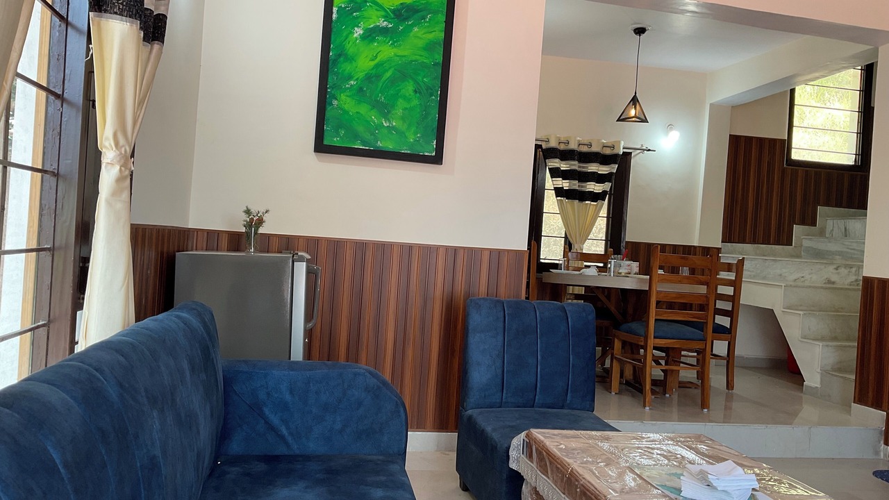 Photo of Livingroom in Bhimtal