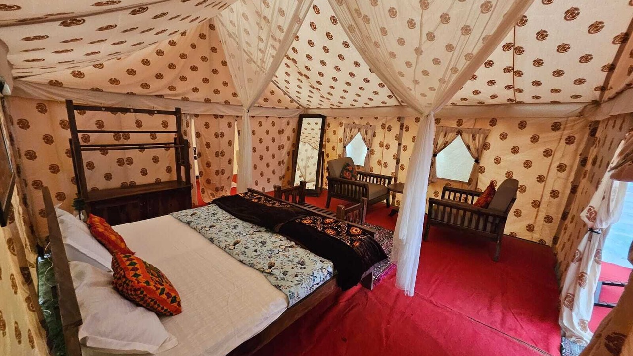 Photo of Bedroom in Naini