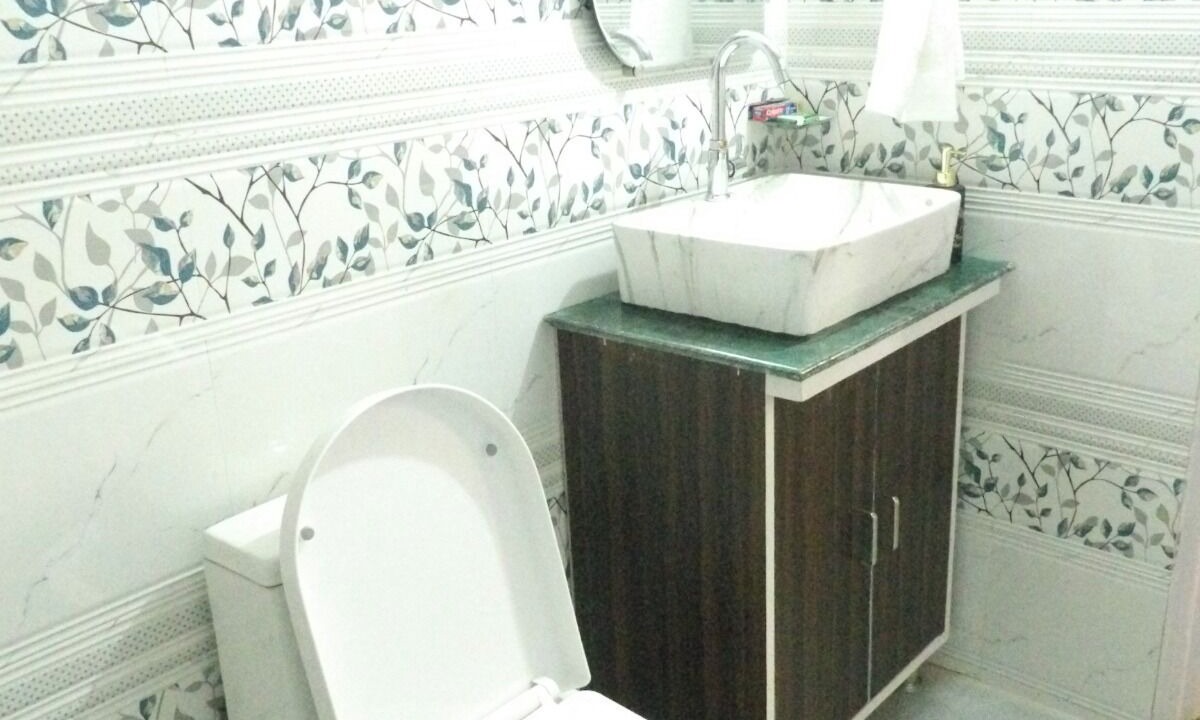 Photo of Bathroom in Shimla