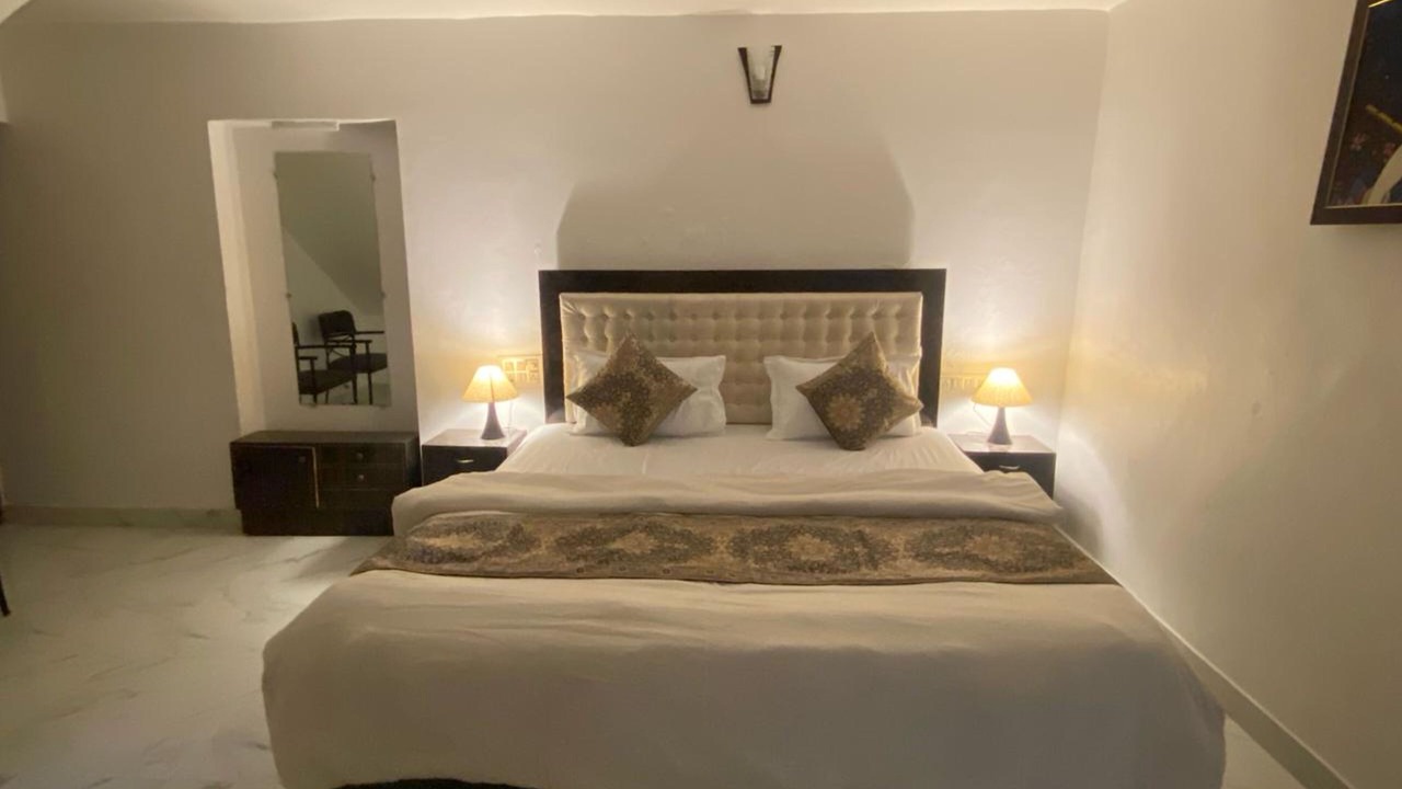 Photo of Bedroom in Mount Abu