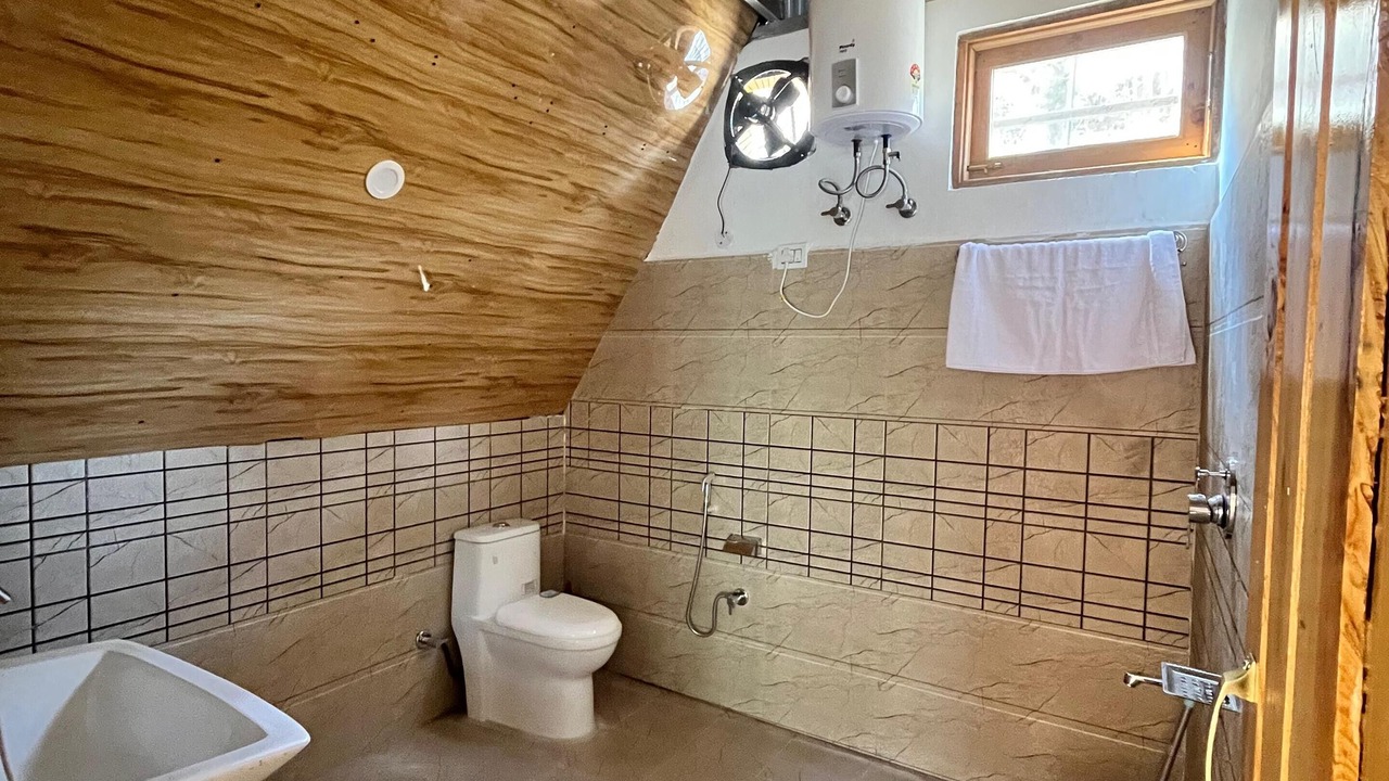 Photo of Bathroom in Banjar