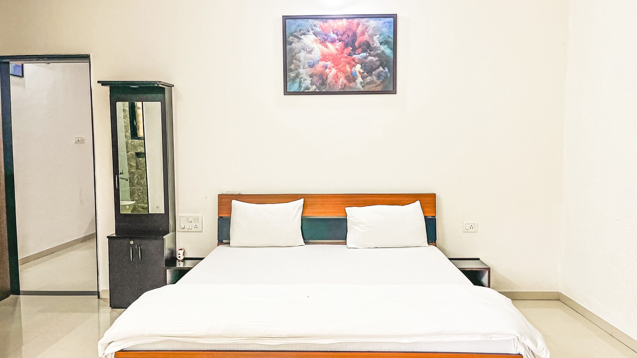 Photo of Bedroom in Murud