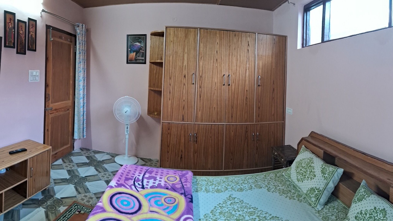 Photo of Bedroom in Mohal