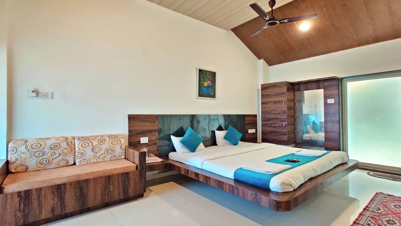 Photo of Bedroom in Bhilar