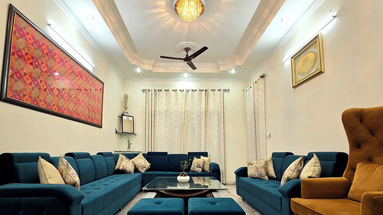Photo of Livingroom in Ranjit Avenue