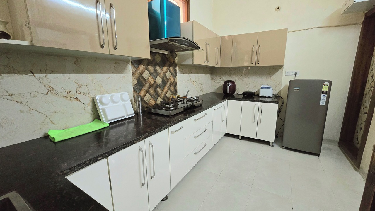 Photo of Kitchen in Ranjit Avenue