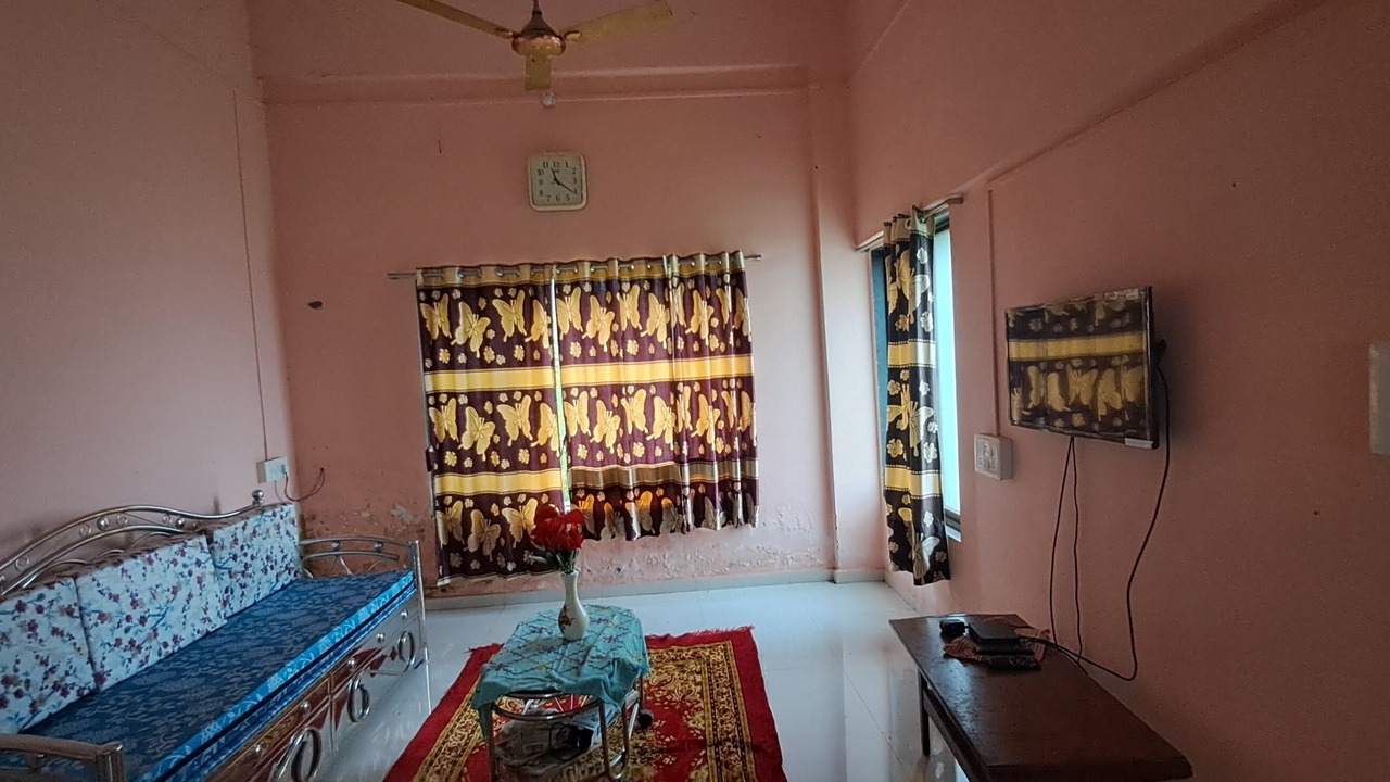 Photo of Livingroom in Karjat
