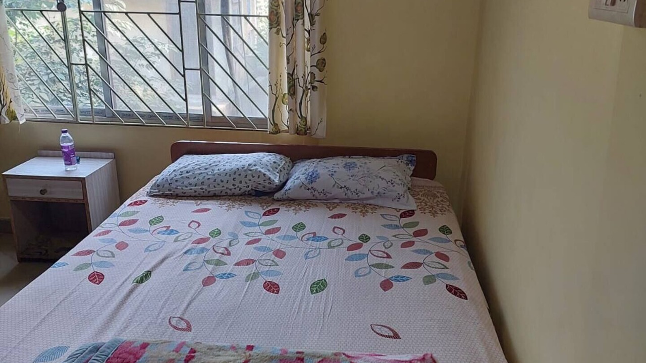 Photo of Bedroom in Sualkuchi
