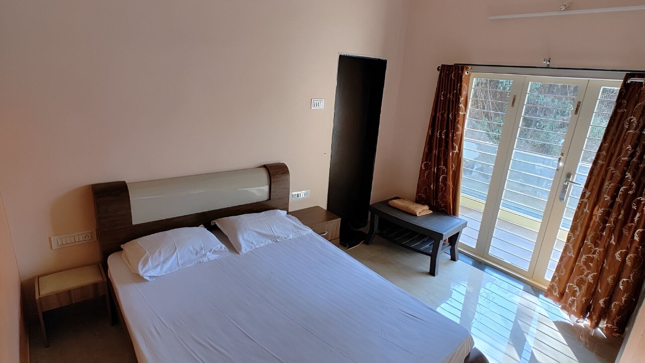 Photo of Bedroom in Panchgani