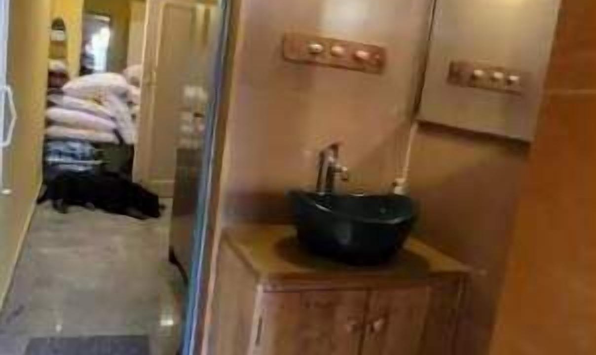 Photo of Bathroom in Versova