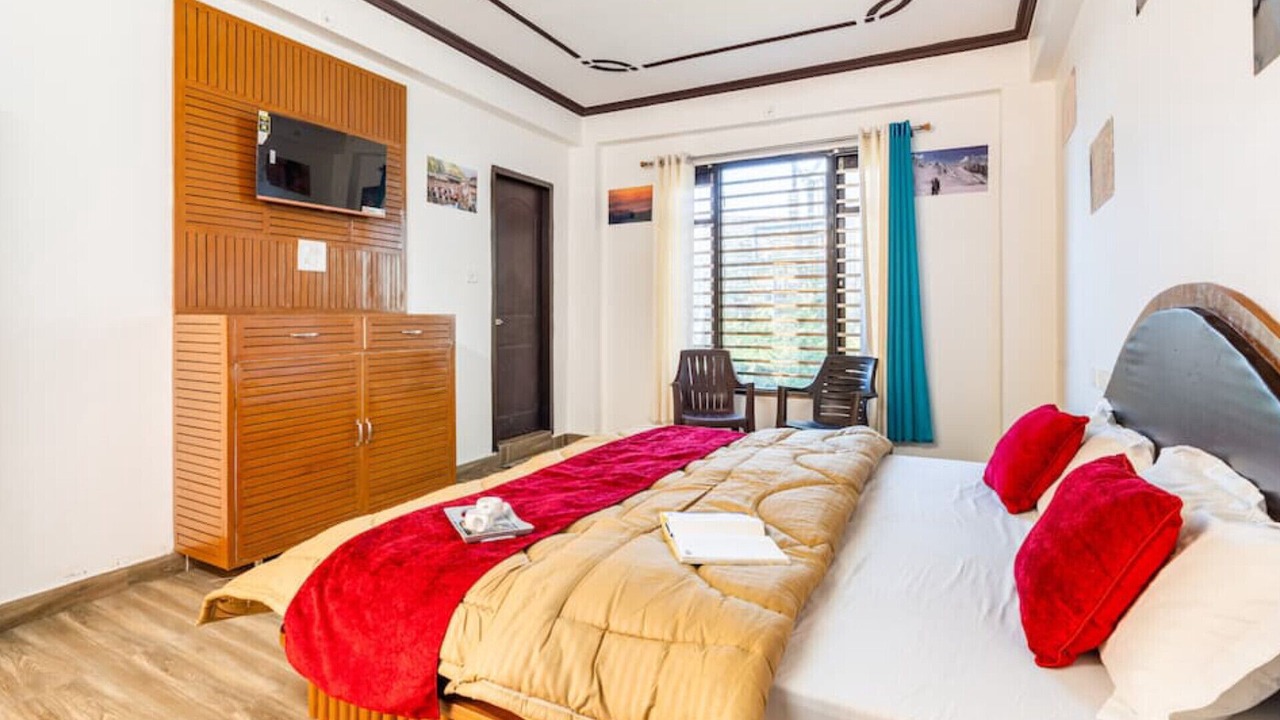 Photo of Bedroom in Naddi
