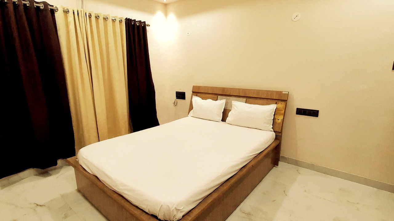 Photo of Bedroom in Shirdi