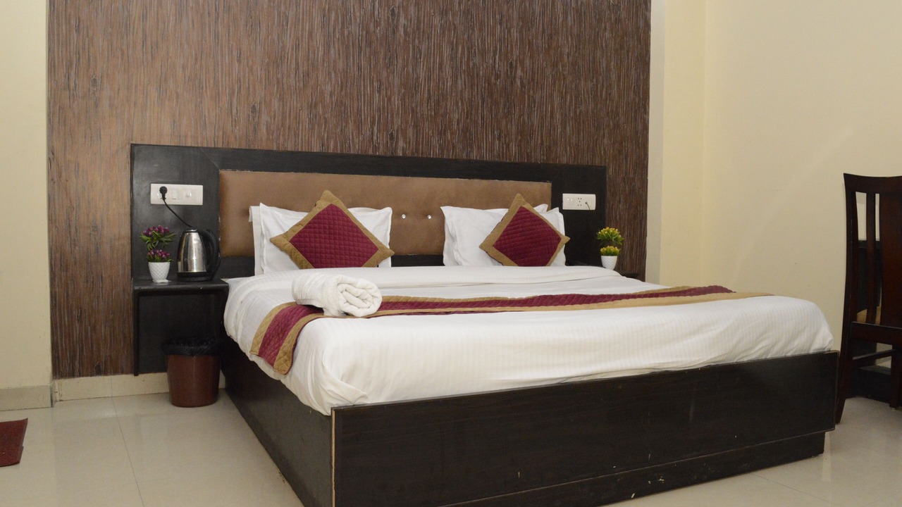 Photo of Bedroom in Mahipalpur